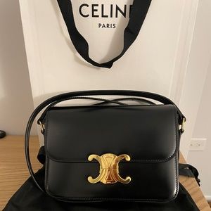 Celine Triomphe Teen in shiny calfskin leather - black
